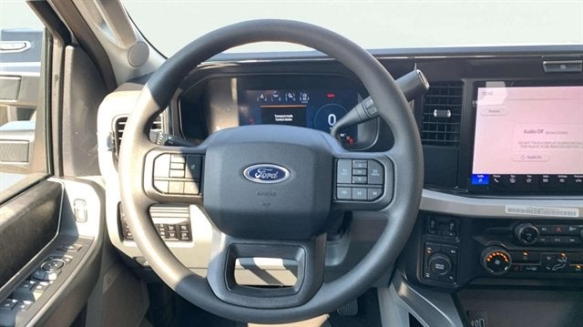 2026 Ford Super Duty F-350 SRW XLT