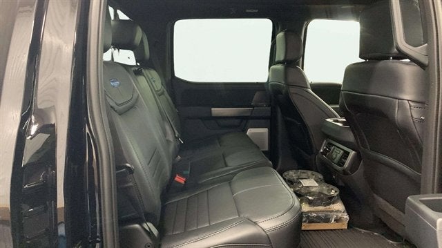 2026 Ford Super Duty F-350 SRW Platinum