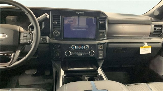 2026 Ford Super Duty F-350 SRW Platinum