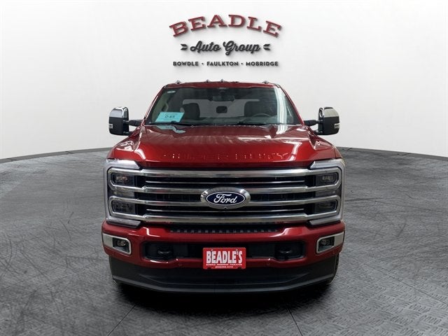 2027 Ford Super Duty F-350 SRW Platinum