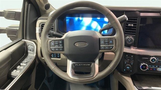 2027 Ford Super Duty F-350 SRW Platinum