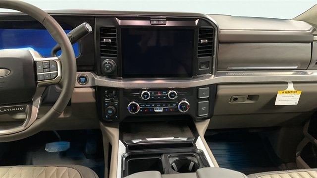 2027 Ford Super Duty F-350 SRW Platinum