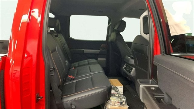 2026 Ford Super Duty F-350 SRW F-350® Lariat®