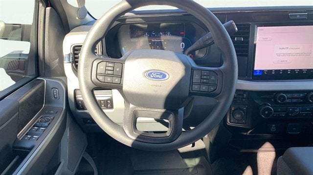 2026 Ford Super Duty F-350 SRW XLT