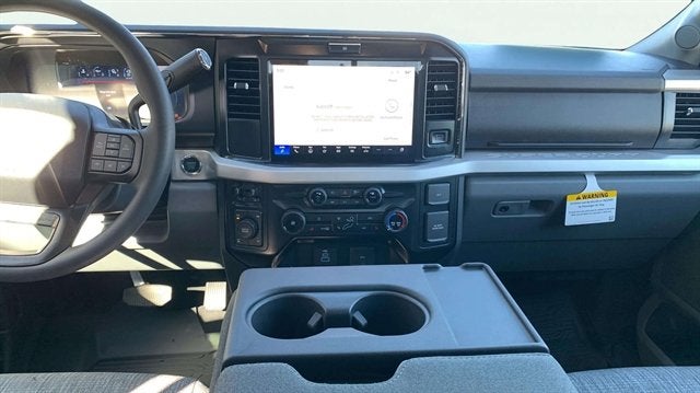 2026 Ford Super Duty F-350 SRW XLT