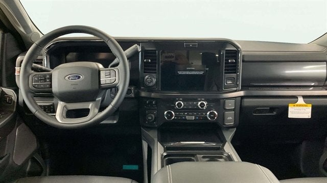 2026 Ford Super Duty F-350 SRW F-350® Lariat®