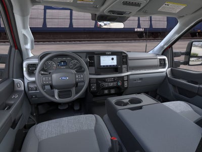 2026 Ford Super Duty F-350® XLT