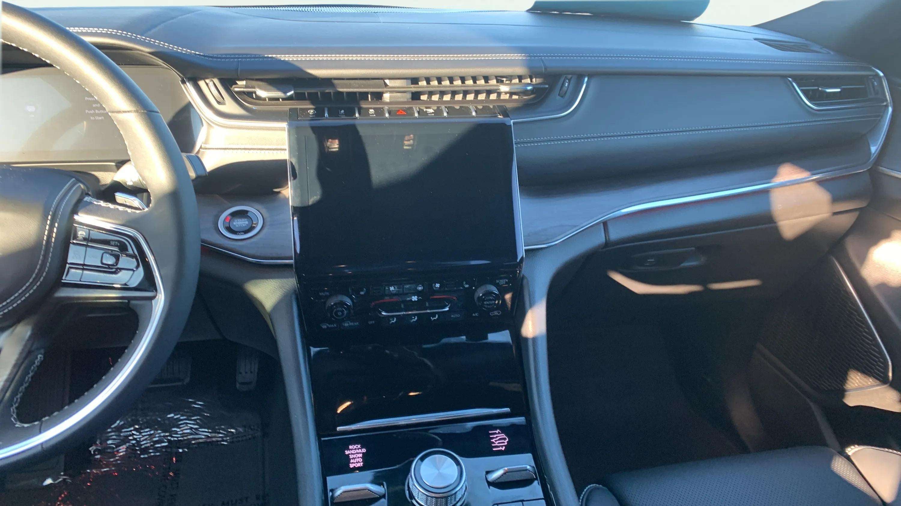 2025 Jeep Grand Cherokee L Overland