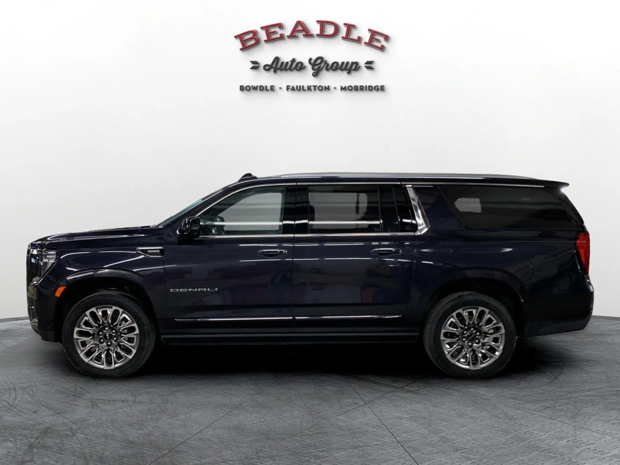2023 GMC Yukon XL Denali Ultimate