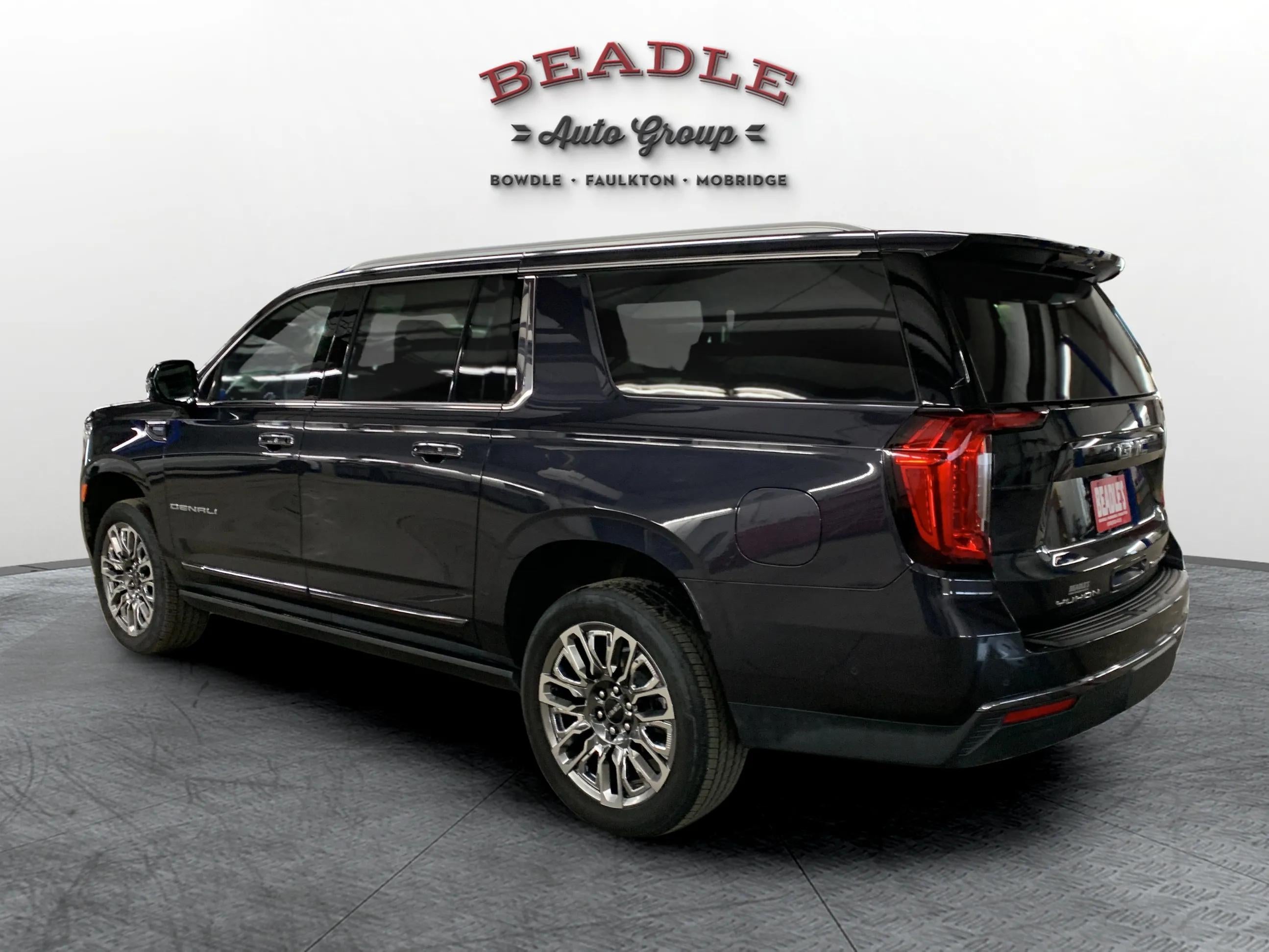 2023 GMC Yukon XL Denali Ultimate