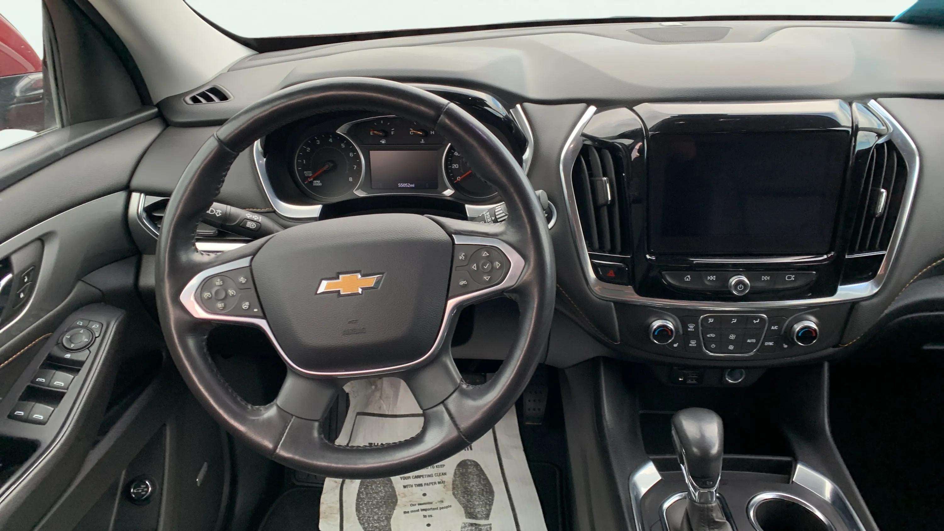 2021 Chevrolet Traverse LT Leather