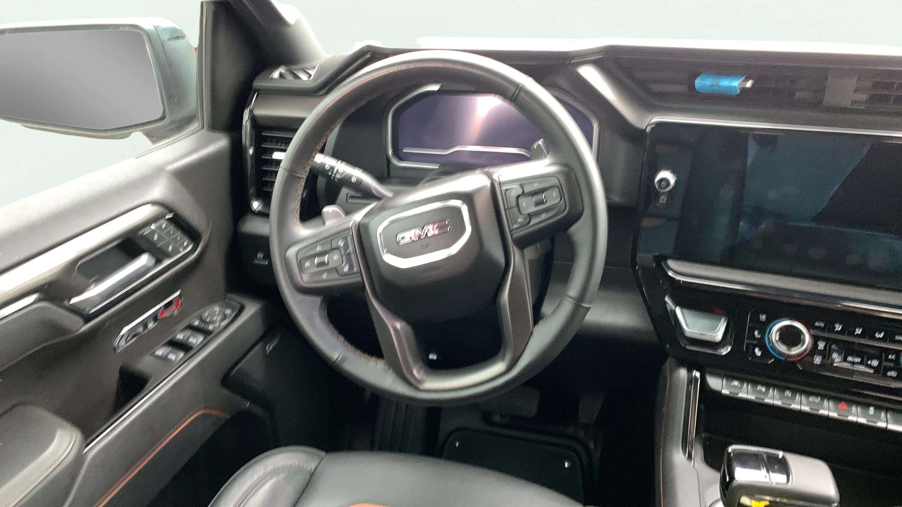 2025 GMC Sierra 1500 AT4