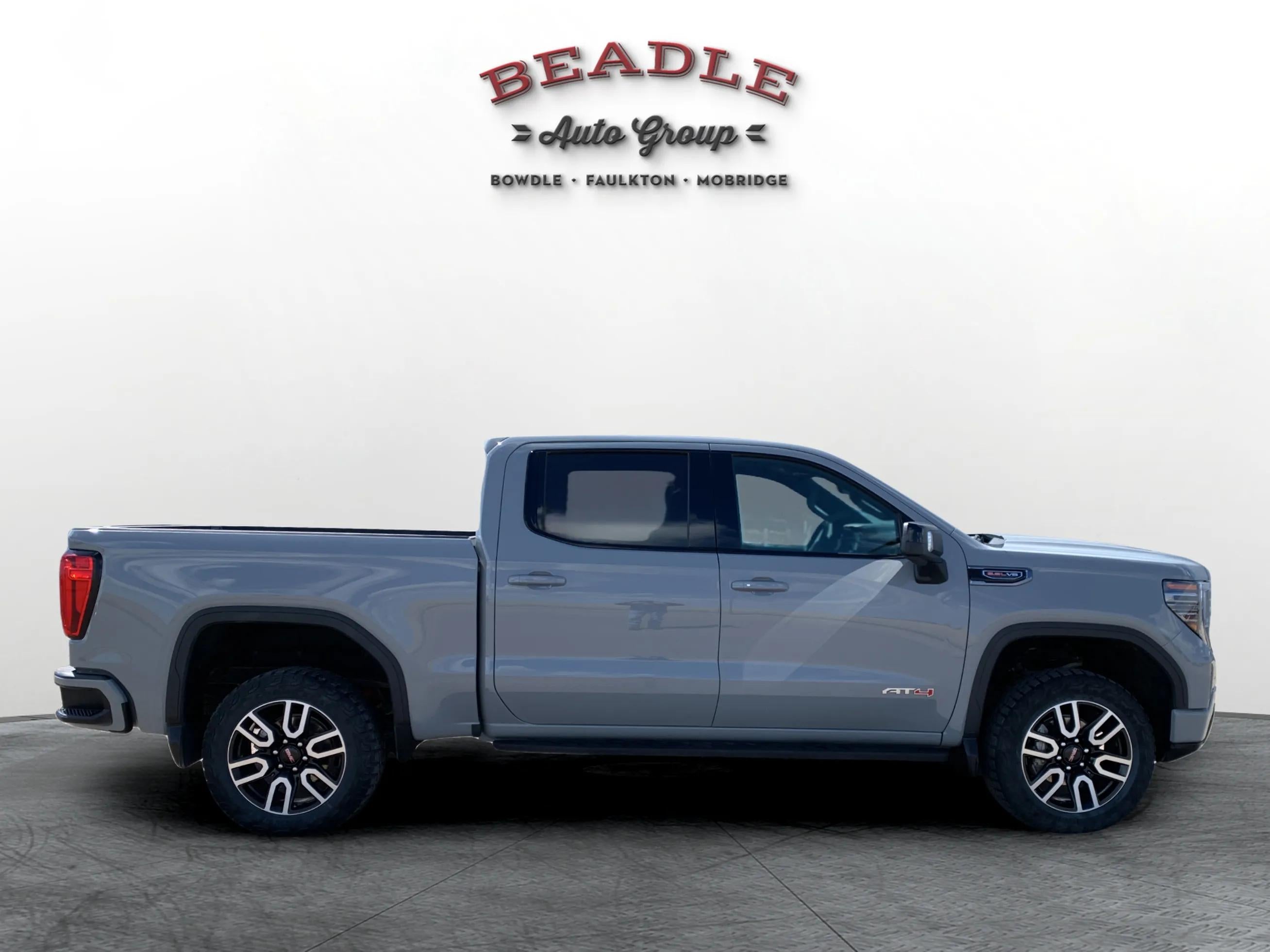 2024 GMC Sierra 1500 AT4