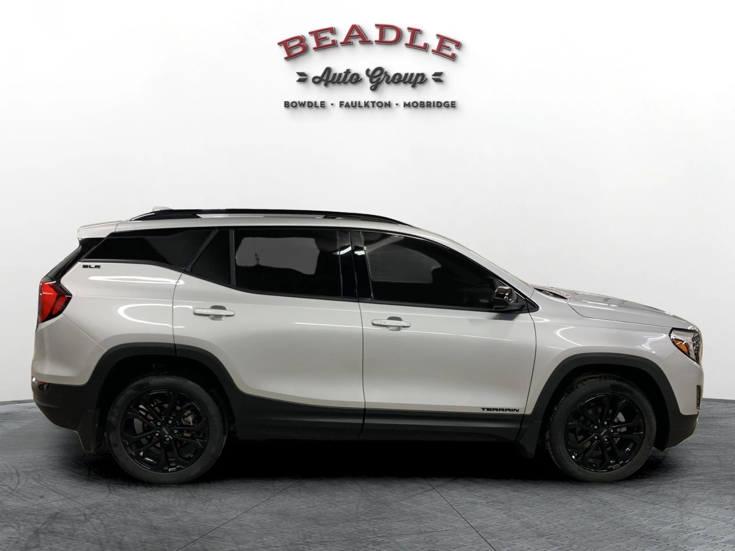 2021 GMC Terrain SLE