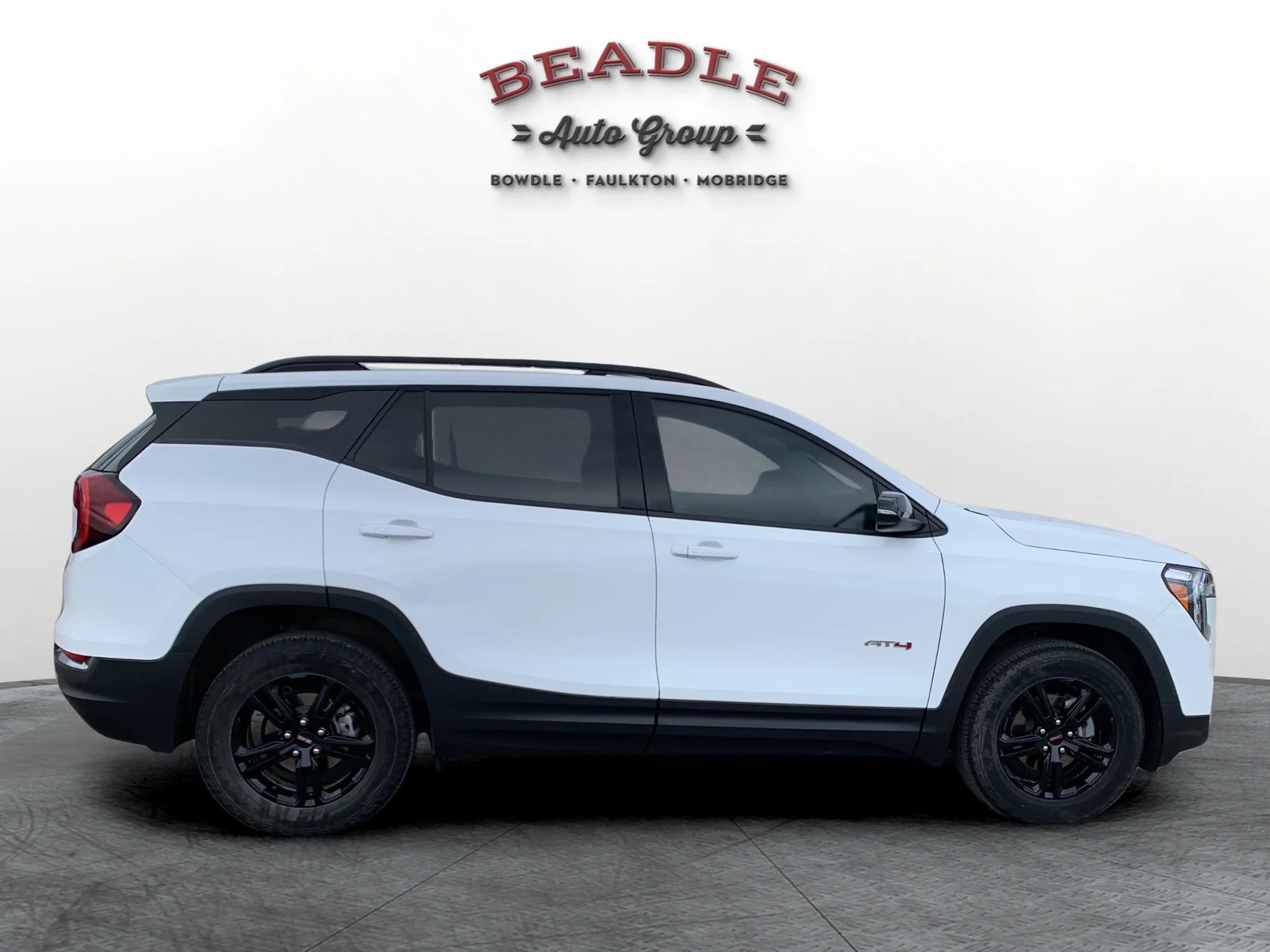 2023 GMC Terrain AT4