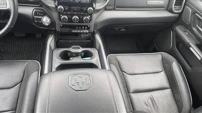 2022 RAM 1500 Laramie Crew Cab 4x4 5'7' Box