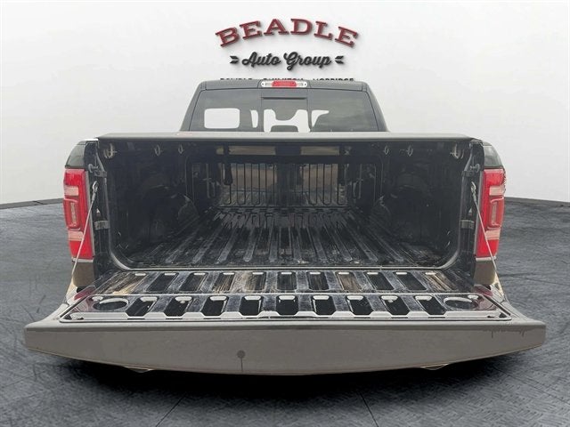 2022 RAM 1500 Laramie Crew Cab 4x4 5'7' Box