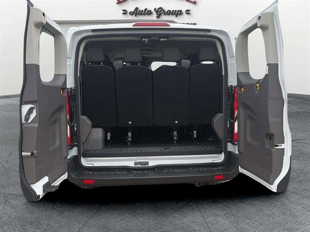 2026 Ford Transit Passenger Wagon XL