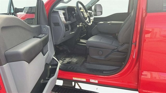 2026 Ford Super Duty F-550 DRW XL