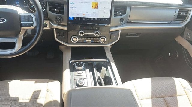 2023 Ford Expedition XLT MAX
