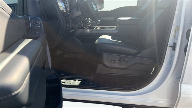 2027 Ford Super Duty F-350 SRW LARIAT