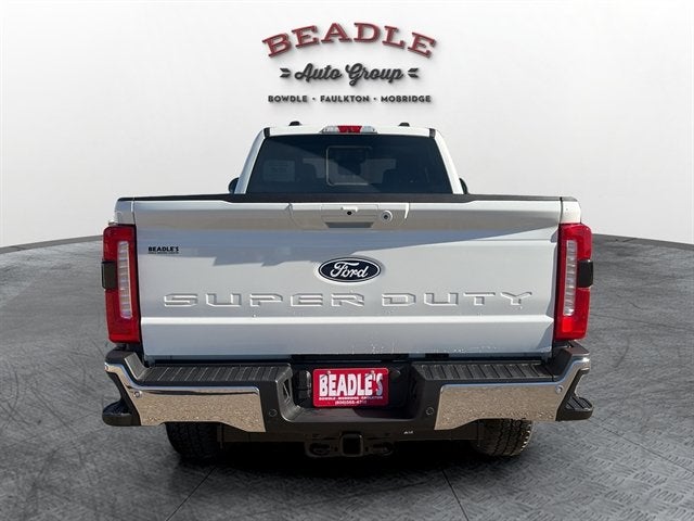 2027 Ford Super Duty F-350 SRW LARIAT