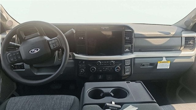 2026 Ford Super Duty F-350 SRW XLT