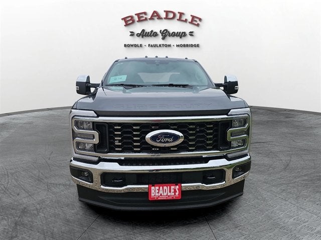 2026 Ford Super Duty F-350 DRW LARIAT