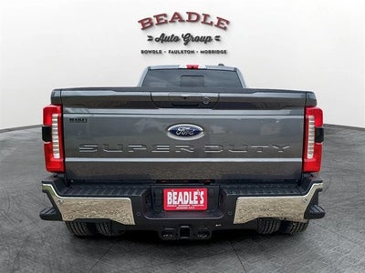 2026 Ford Super Duty F-350 DRW LARIAT