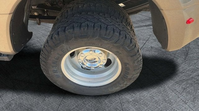 2023 Ford F-350 LARIAT