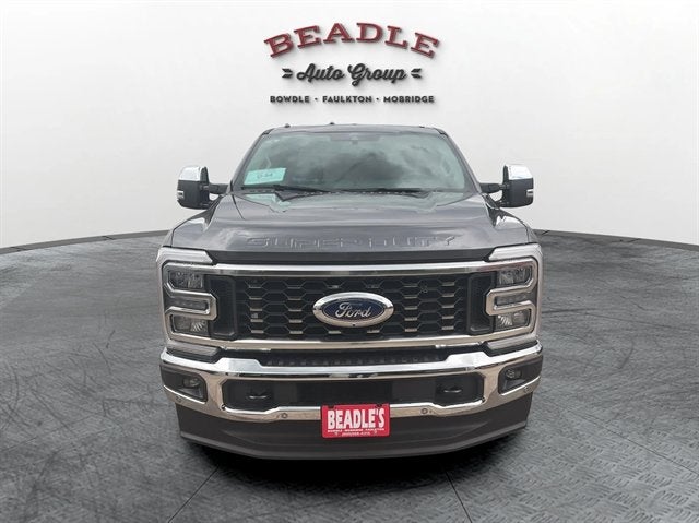 2026 Ford Super Duty F-350 DRW LARIAT