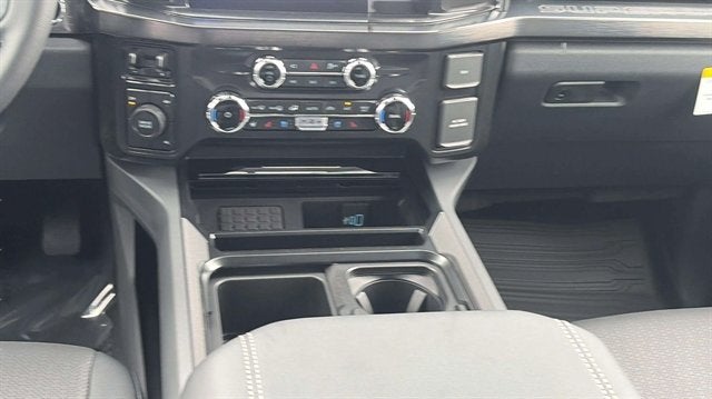 2026 Ford Super Duty F-350 DRW LARIAT