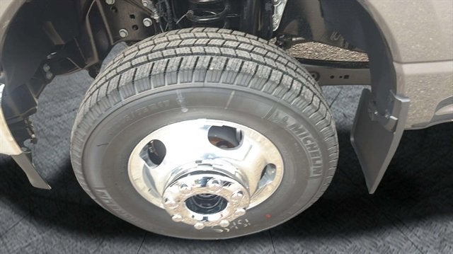 2026 Ford Super Duty F-350 DRW LARIAT