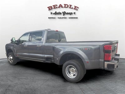 2026 Ford Super Duty F-350 DRW LARIAT