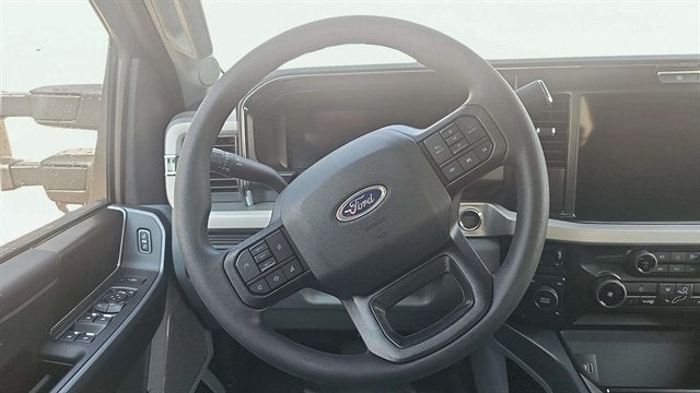 2026 Ford Super Duty F-450 DRW XLT
