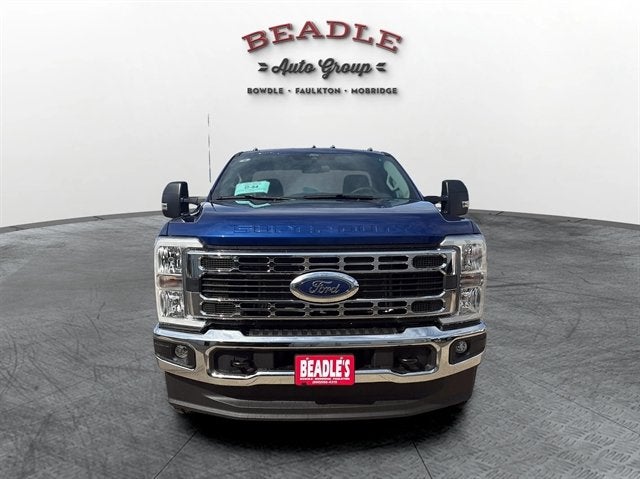 2026 Ford Super Duty F-350 SRW XLT
