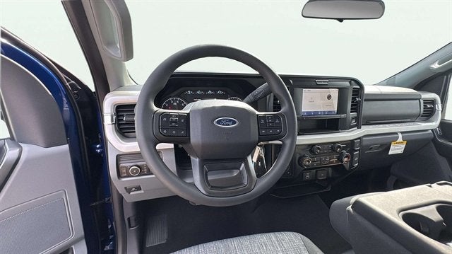 2026 Ford Super Duty F-350 SRW XLT