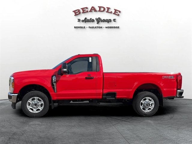 2026 Ford Super Duty F-350 SRW XLT