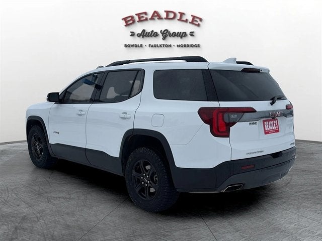 2023 GMC Acadia AWD AT4