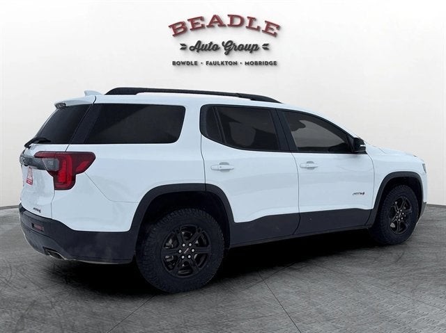 2023 GMC Acadia AWD AT4