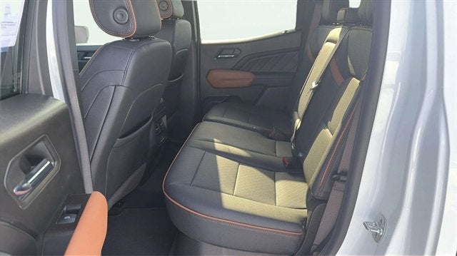 2024 GMC Canyon 4WD AT4