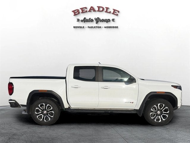 2024 GMC Canyon 4WD AT4