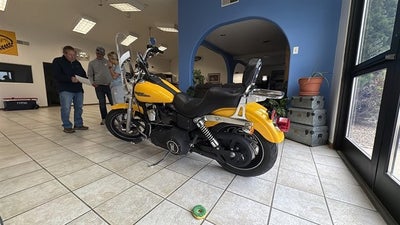 2007 Harley-Davidson Dyna Street Bob Base